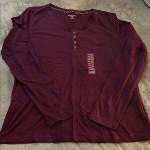 🆕 Relativity Women’s Sleep Shirt Burgundy